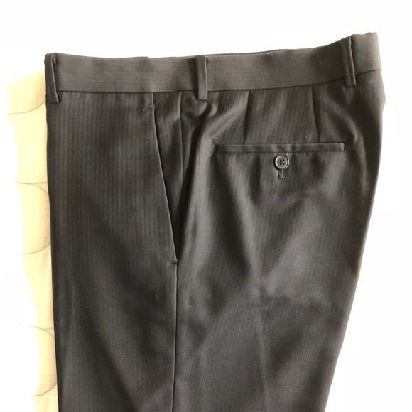 Bar III Men’s Pinstripe Dress Pants. Black. 32x32 - Picture 2 of 3